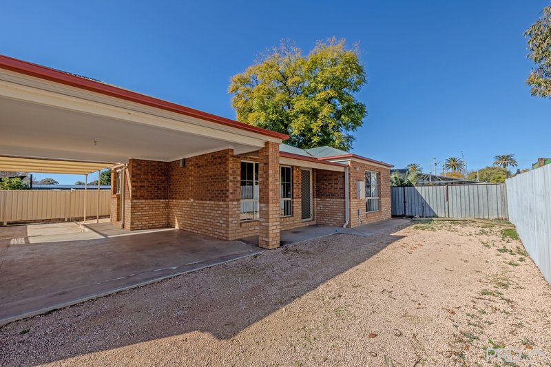 Photo - 2a Havilah Crescent, Mildura VIC 3500 - Image 1