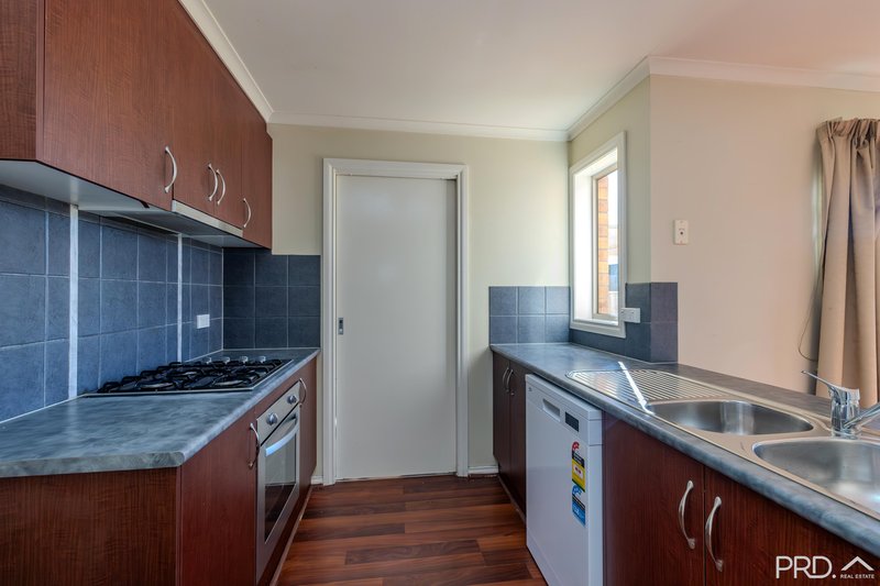 Photo - 2a Havilah Crescent, Mildura VIC 3500 - Image 7