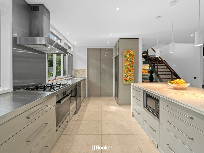 Photo - 2A Highlands Avenue, Gordon NSW 2072 - Image 4