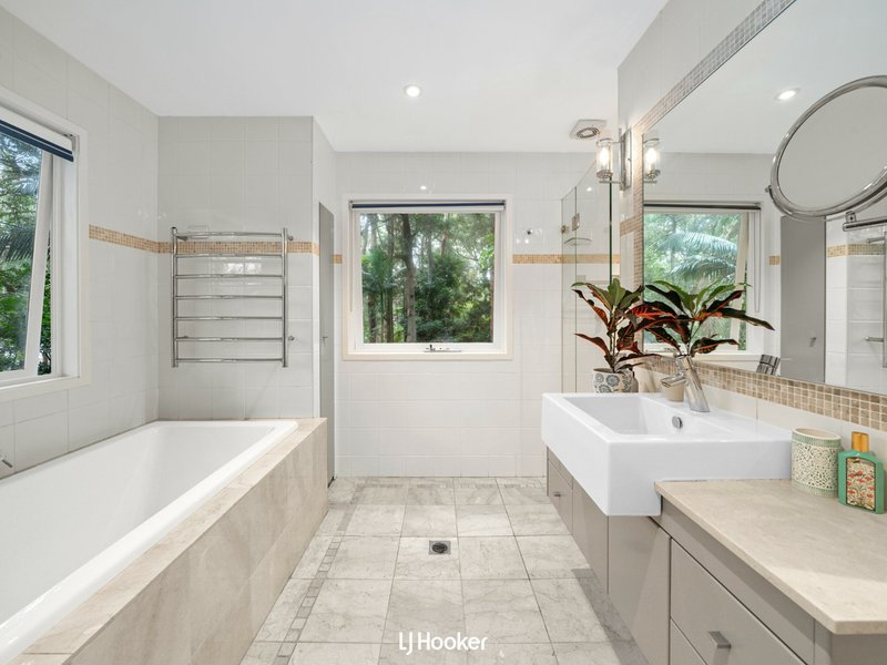 Photo - 2A Highlands Avenue, Gordon NSW 2072 - Image 11