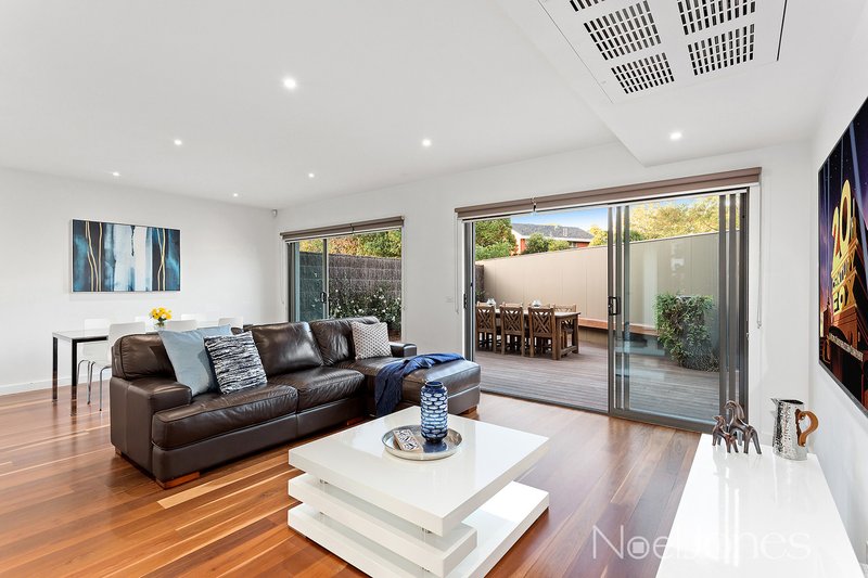 Photo - 2A Hodgson Street, Templestowe Lower VIC 3107 - Image 2