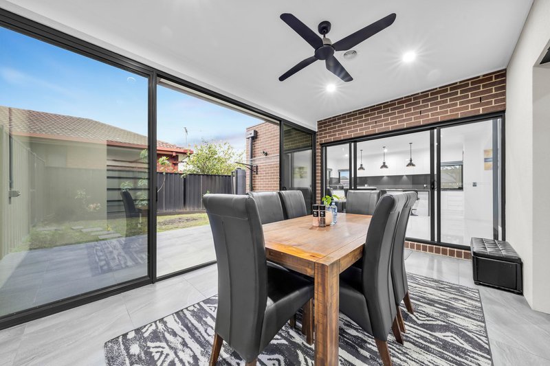 Photo - 2A Janet Street, Dandenong North VIC 3175 - Image 5