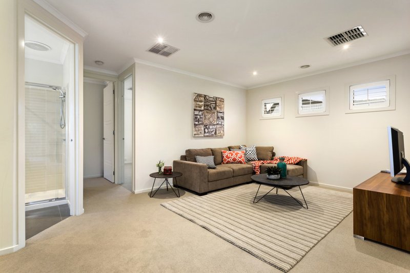 Photo - 2A Jingella Avenue, Ashwood VIC 3147 - Image 7