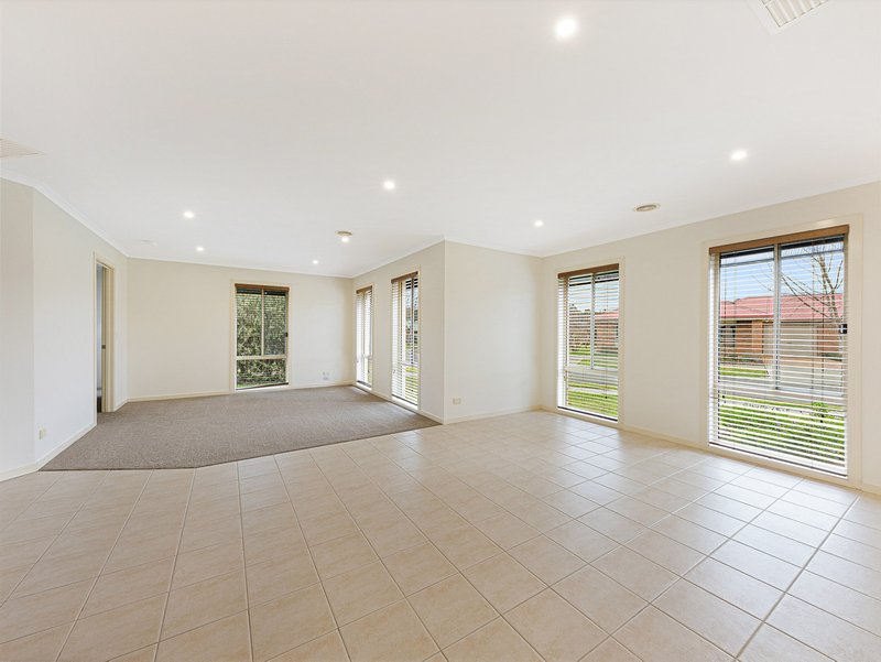 Photo - 2A Kathleen Court, Wangaratta VIC 3677 - Image 6