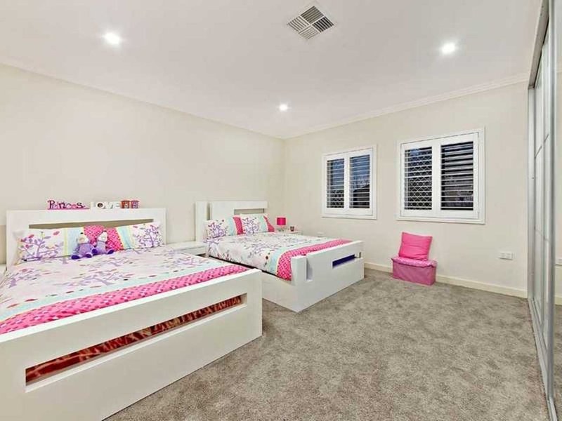 Photo - 2A Keira Avenue, Greenacre NSW 2190 - Image 7