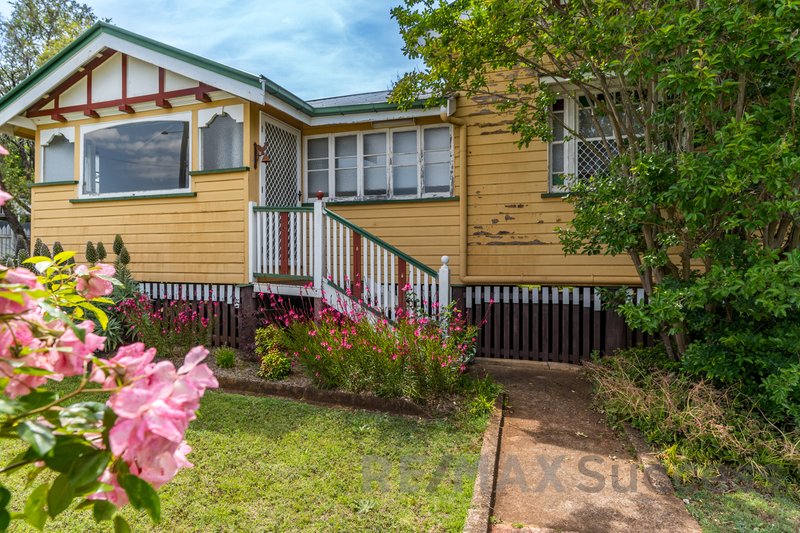 2A Kenilworth Street, North Toowoomba QLD 4350