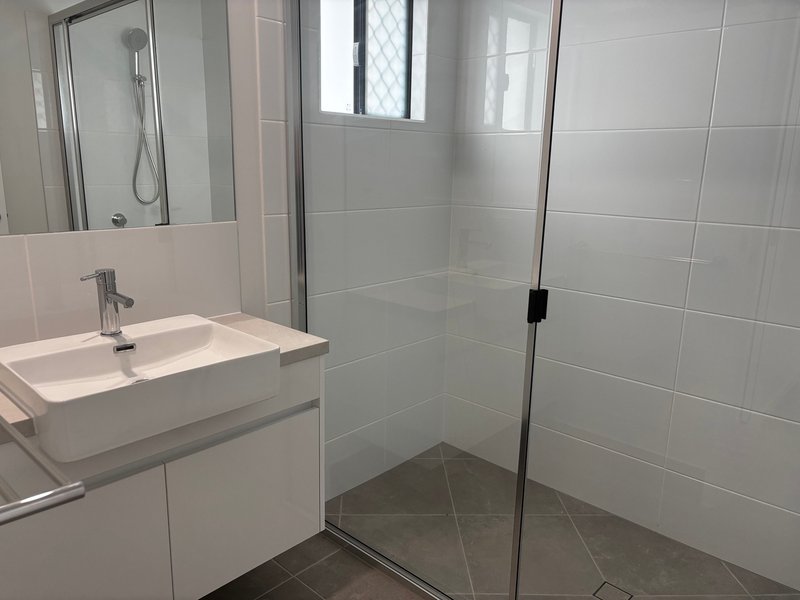 Photo - 2A Kylie Close, Mareeba QLD 4880 - Image 9