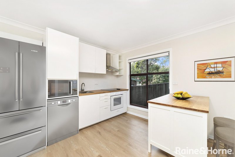 Photo - 2a Longview Crescent, Stanwell Tops NSW 2508 - Image 3