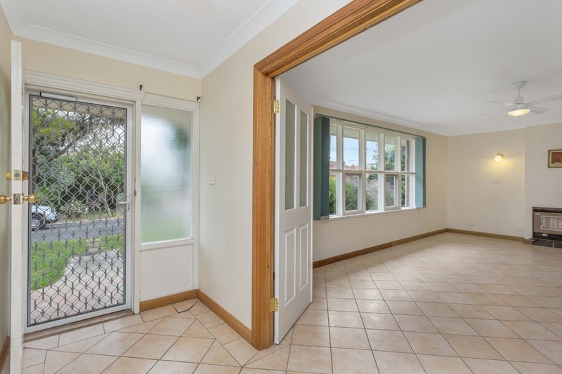 Photo - 2a Malpas Street, Rostrevor SA 5073 - Image 2