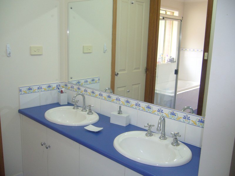Photo - 2A Mccusker Avenue, Enfield SA 5085 - Image 6