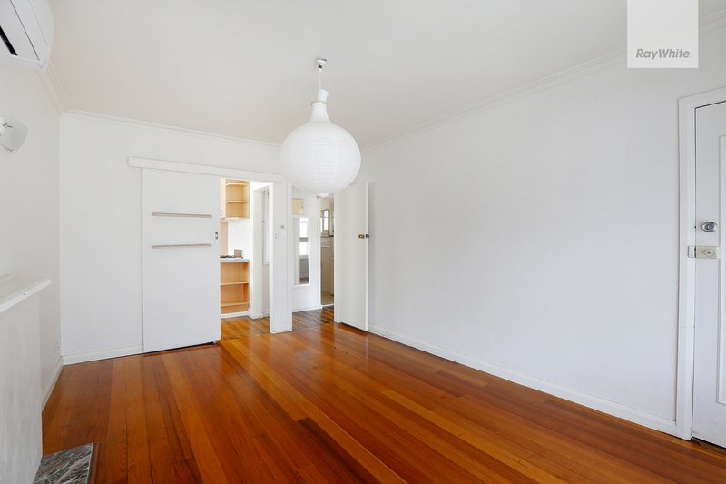 Photo - 2A Miller Street, Coburg VIC 3058 - Image 4