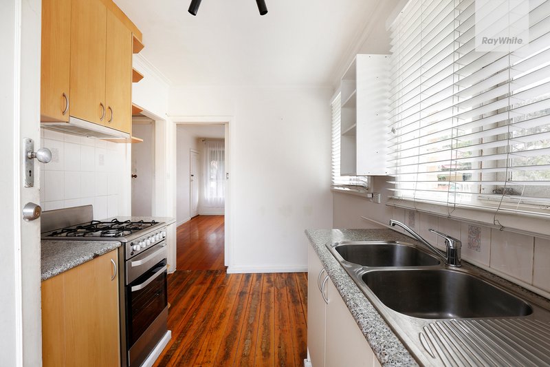 Photo - 2A Miller Street, Coburg VIC 3058 - Image 6