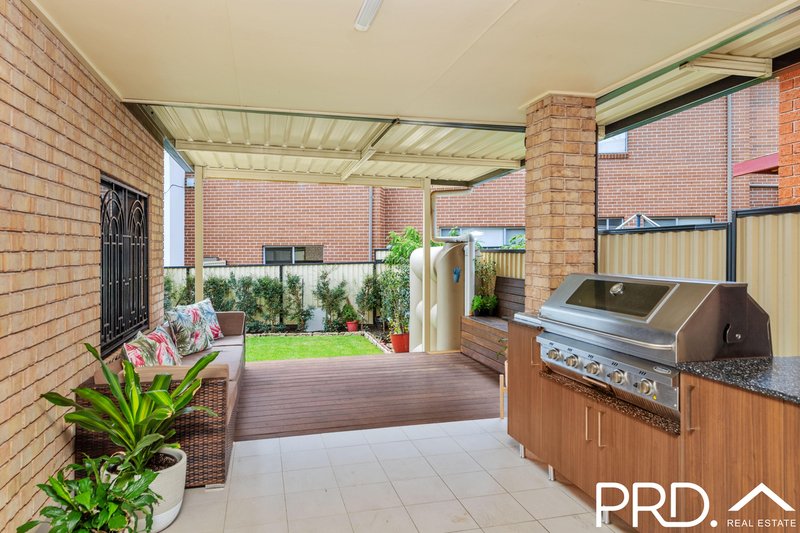 Photo - 2a Ogilvie Street, East Hills NSW 2213 - Image 8