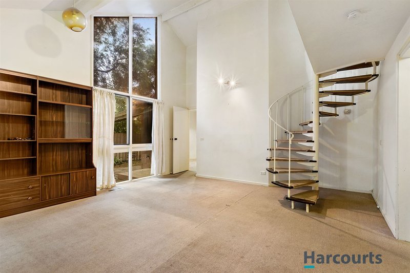 Photo - 2a Orchard Street, Glen Waverley VIC 3150 - Image 3