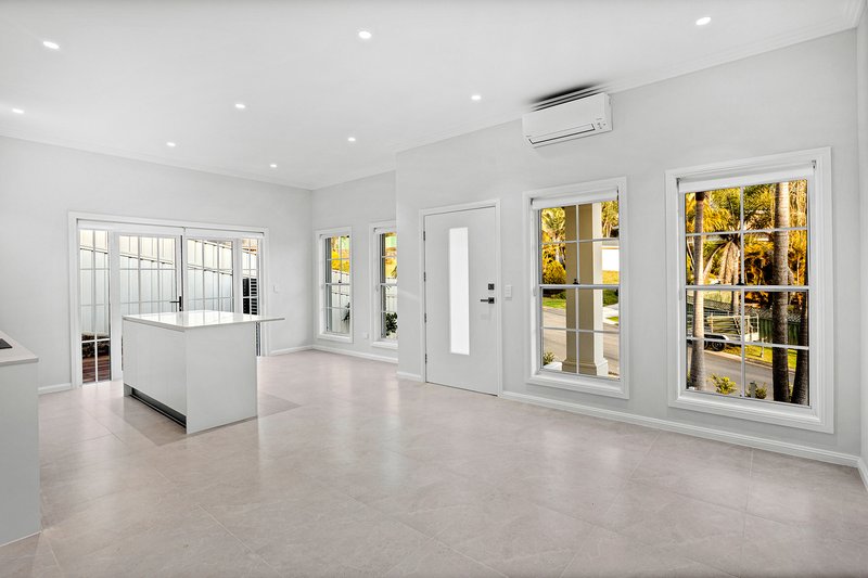 Photo - 2a Quist Place, Menai NSW 2234 - Image 2