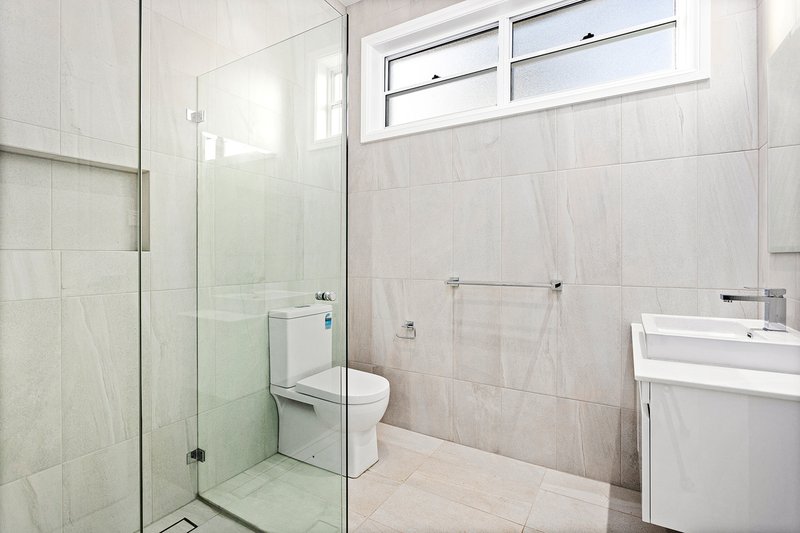 Photo - 2a Quist Place, Menai NSW 2234 - Image 7
