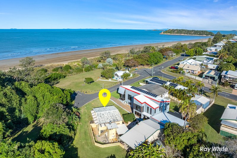 Photo - 2A Schofield Parade, Keppel Sands QLD 4702 - Image 5