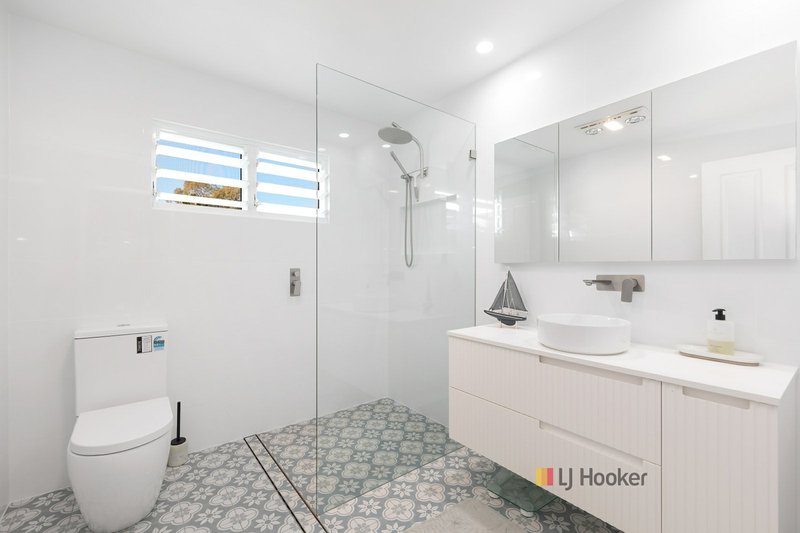Photo - 2a Seventh Avenue, Toukley NSW 2263 - Image 11