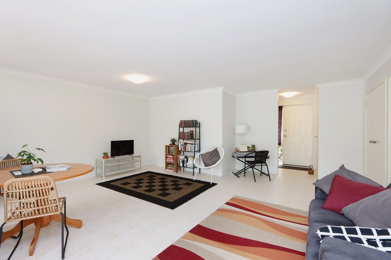 Photo - 2A Stanbury Crescent, Morley WA 6062 - Image 6