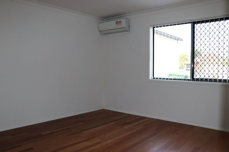 Photo - 2A Starshine Street, Meadowbrook QLD 4131 - Image 4