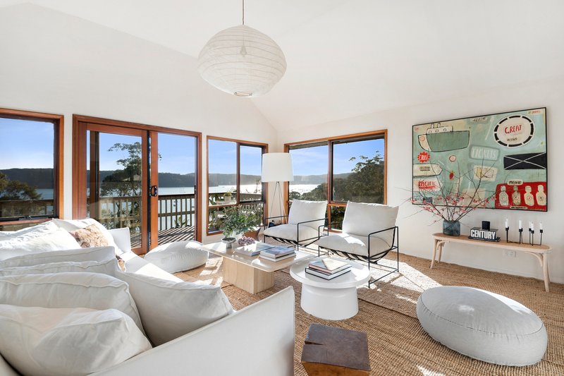 Photo - 2A Surf Road, Palm Beach NSW 2108 - Image 5