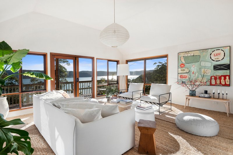 Photo - 2A Surf Road, Palm Beach NSW 2108 - Image 9