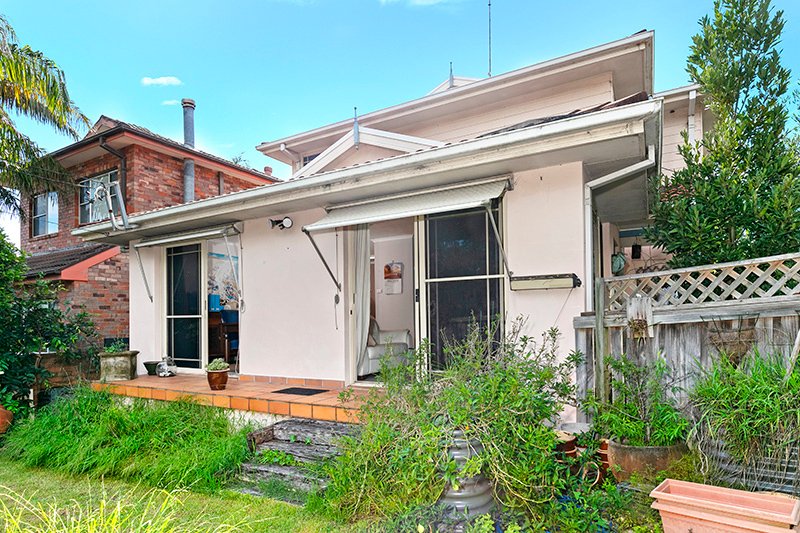 Photo - 2A Undercliffe Street, Dee Why NSW 2099 - Image 4