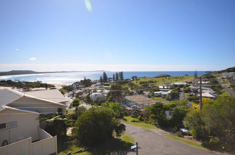 Photo - 2A View Street, Crescent Head NSW 2440 - Image 2