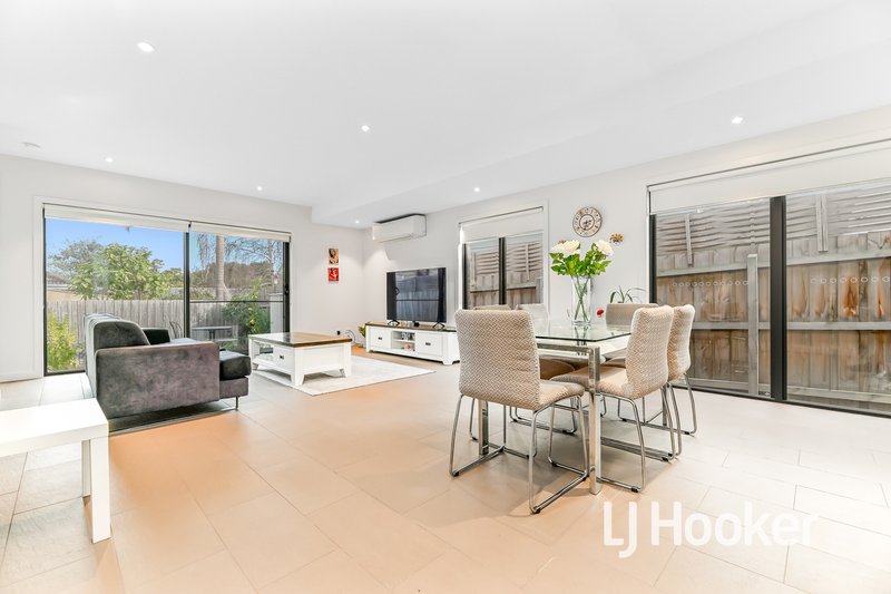 Photo - 2A Wallace Avenue, Dandenong VIC 3175 - Image 5