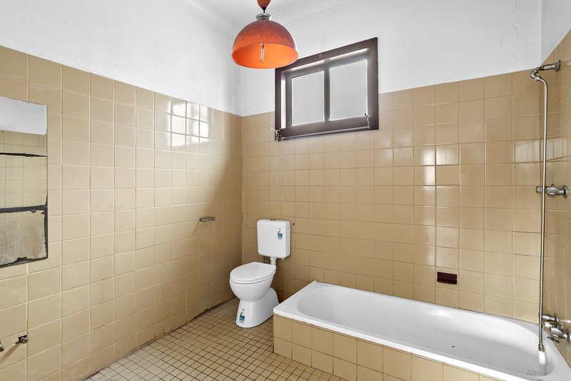 Photo - 2A Walmer Street, Ramsgate NSW 2217 - Image 10