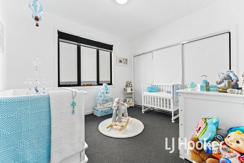 Photo - 2A Walter Street, Cranbourne VIC 3977 - Image 9