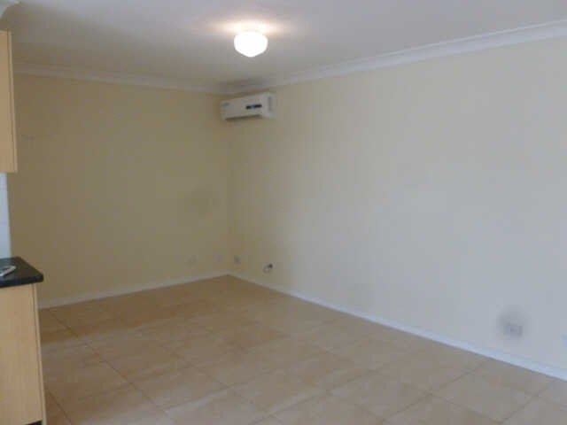 Photo - 2A Wirralee Street, South Wentworthville NSW 2145 - Image 4