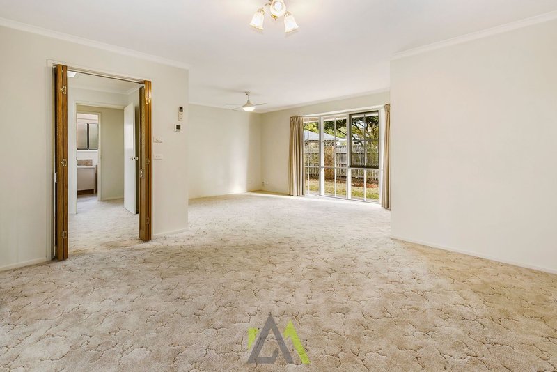 Photo - 2A Woodlands Grove, Frankston VIC 3199 - Image 4