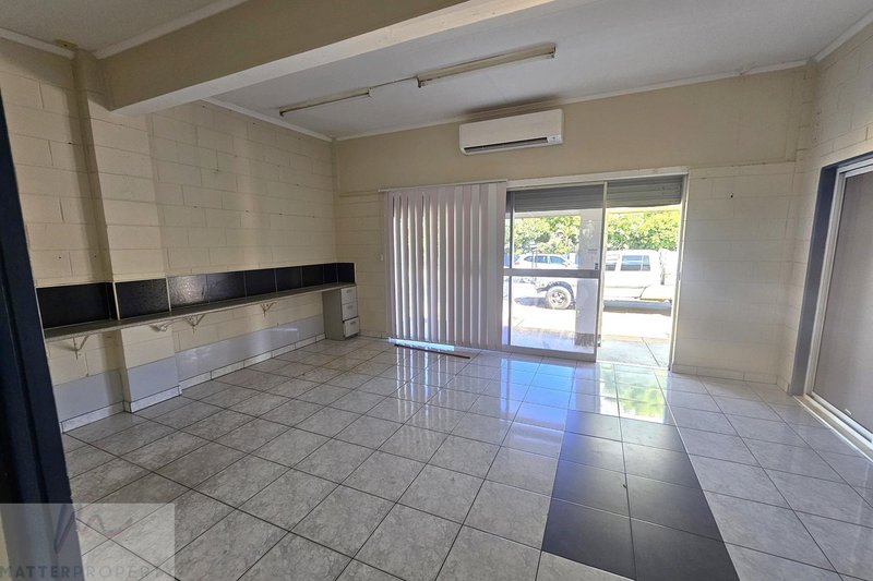 Photo - 2a/102 Webb Street, Mount Isa QLD 4825 - Image 4