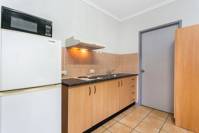 Photo - 2a/21 Campbell Street, Toowong QLD 4066 - Image 6