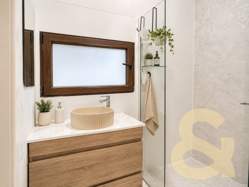 Photo - 2A/230 Coogee Bay Road, Coogee NSW 2034 - Image 4