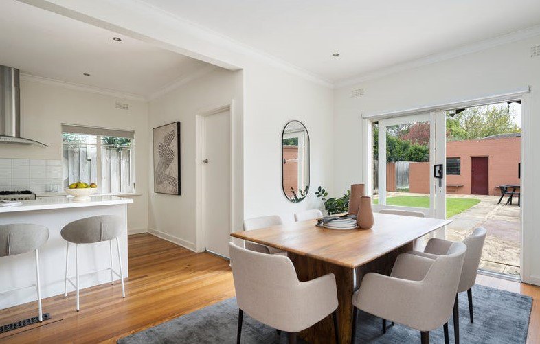 Photo - 2B Bentley Street, Surrey Hills VIC 3127 - Image 4