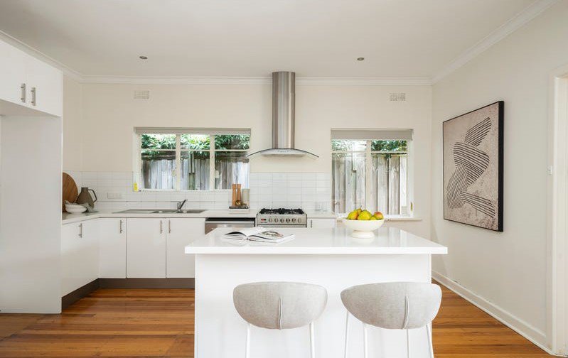 Photo - 2B Bentley Street, Surrey Hills VIC 3127 - Image 5