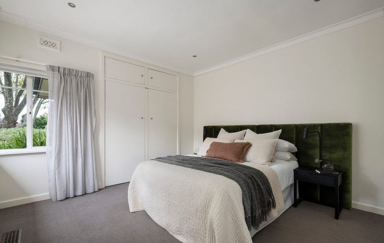 Photo - 2B Bentley Street, Surrey Hills VIC 3127 - Image 7