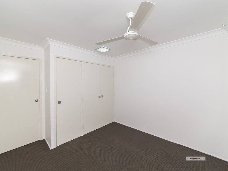 Photo - 2B Buxton Drive, Gracemere QLD 4702 - Image 7