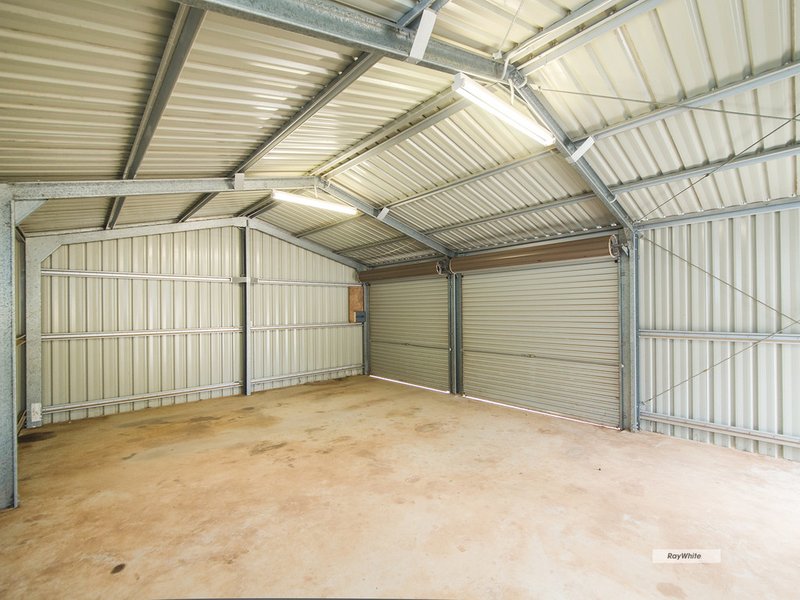 Photo - 2B Buxton Drive, Gracemere QLD 4702 - Image 15