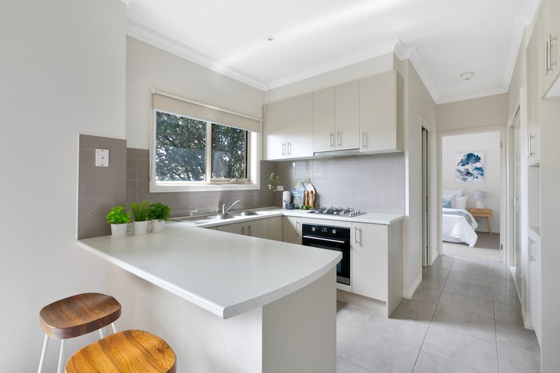 Photo - 2B Carrol Street, Reservoir VIC 3073 - Image 4