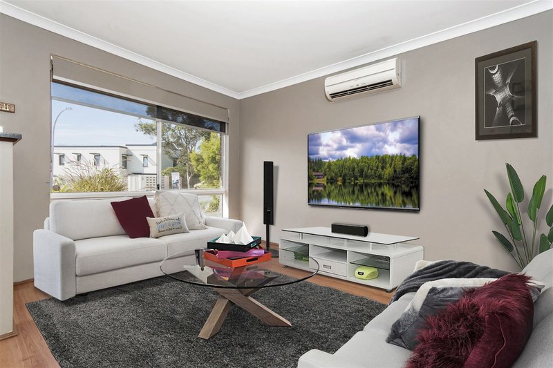 Photo - 2B Eastleigh Loop, Currambine WA 6028 - Image 2