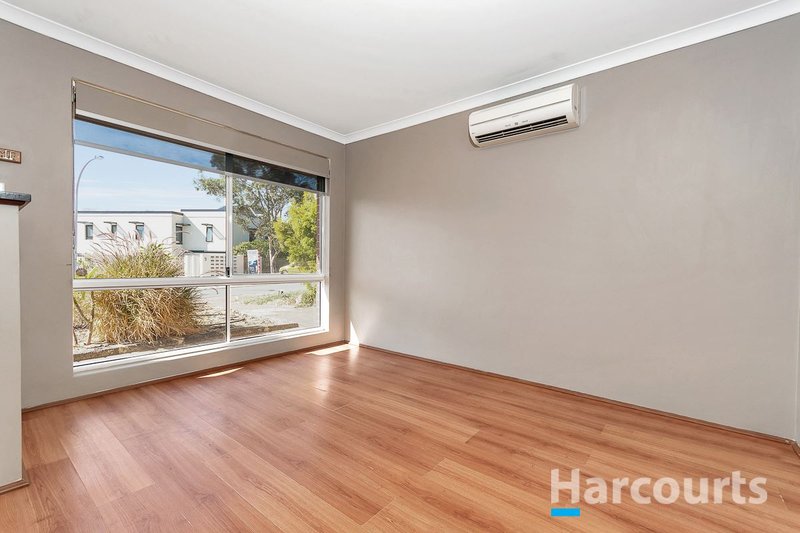 Photo - 2B Eastleigh Loop, Currambine WA 6028 - Image 5