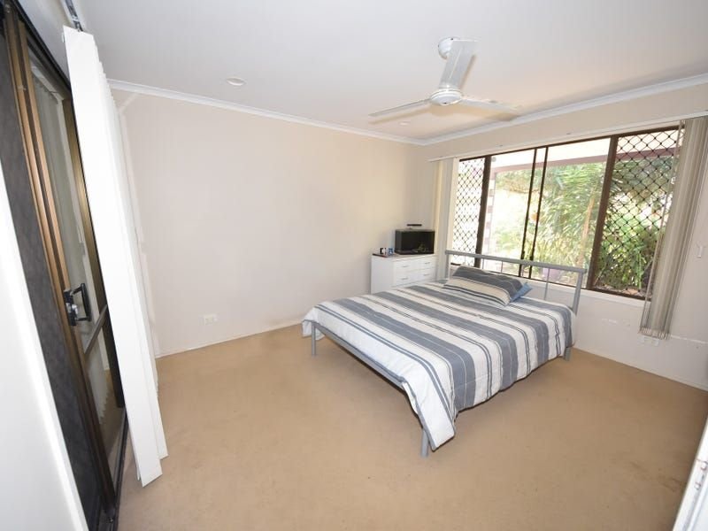 Photo - 2B Eulbertie Avenue, Eimeo QLD 4740 - Image 10