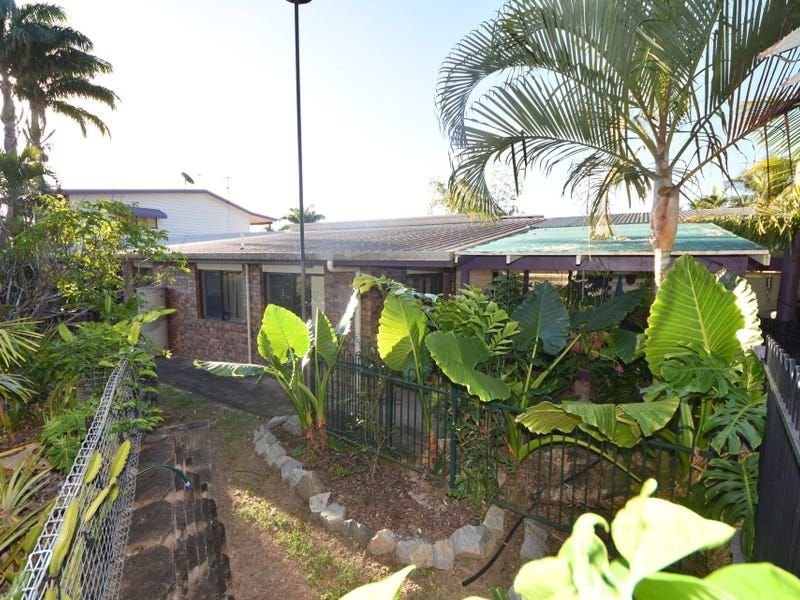 Photo - 2B Eulbertie Avenue, Eimeo QLD 4740 - Image 14