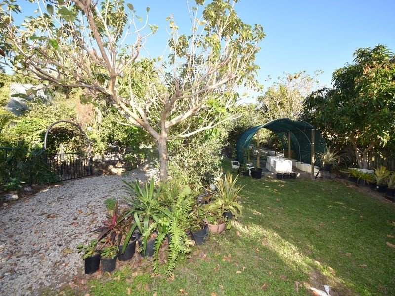 Photo - 2B Eulbertie Avenue, Eimeo QLD 4740 - Image 16