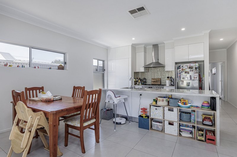 Photo - 2b Foot Avenue, Seaton SA 5023 - Image 5