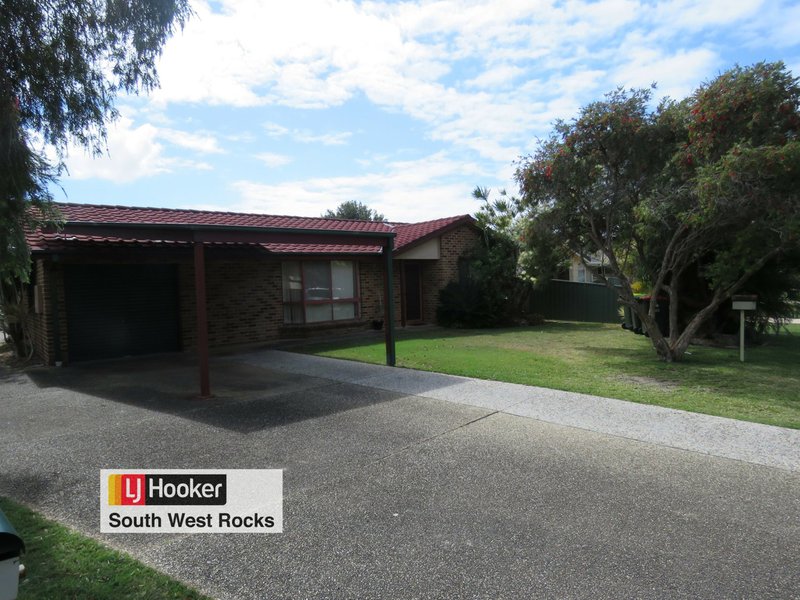 Photo - 2B Greenway Close, South West Rocks NSW 2431 - Image 12