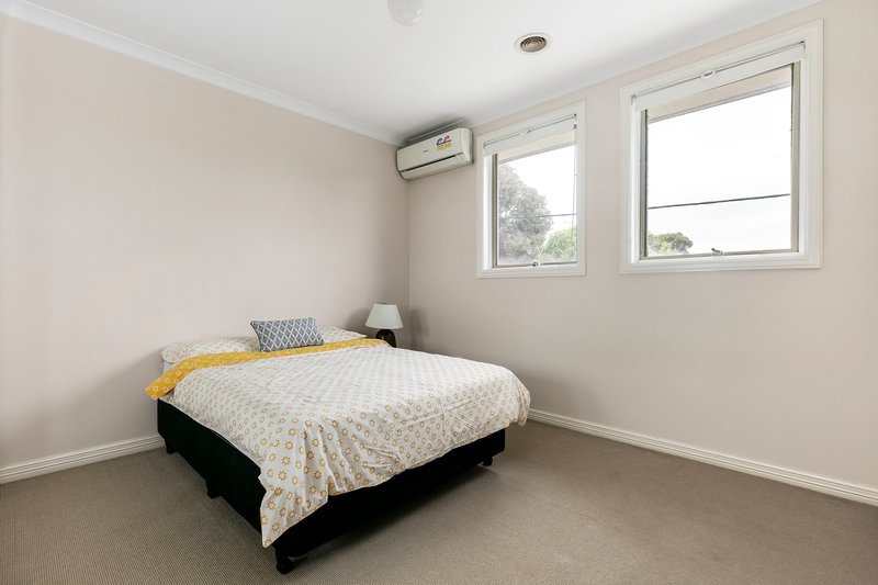 Photo - 2B Hanover Street, Brunswick VIC 3056 - Image 6